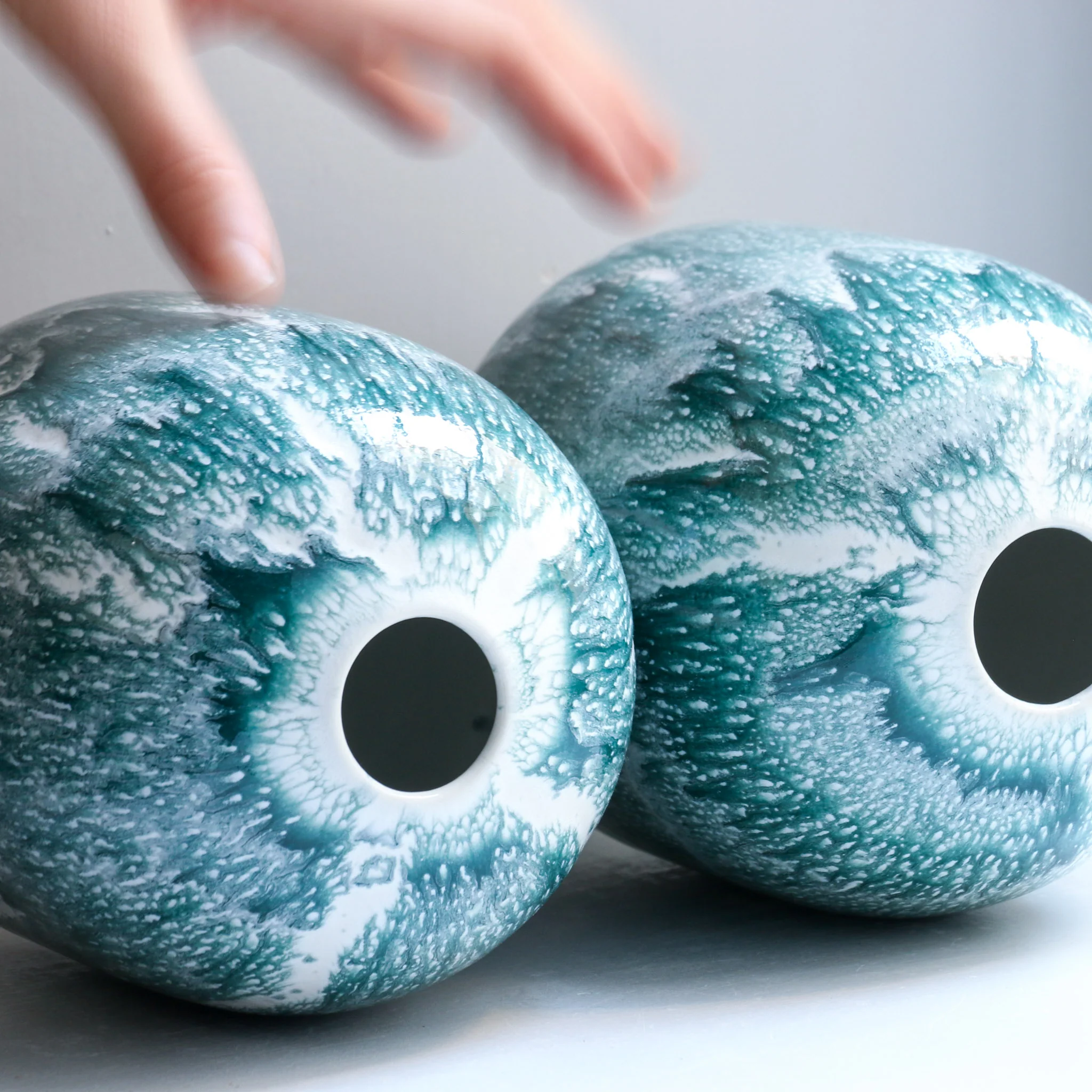 Hana Vase - Large - Image 3