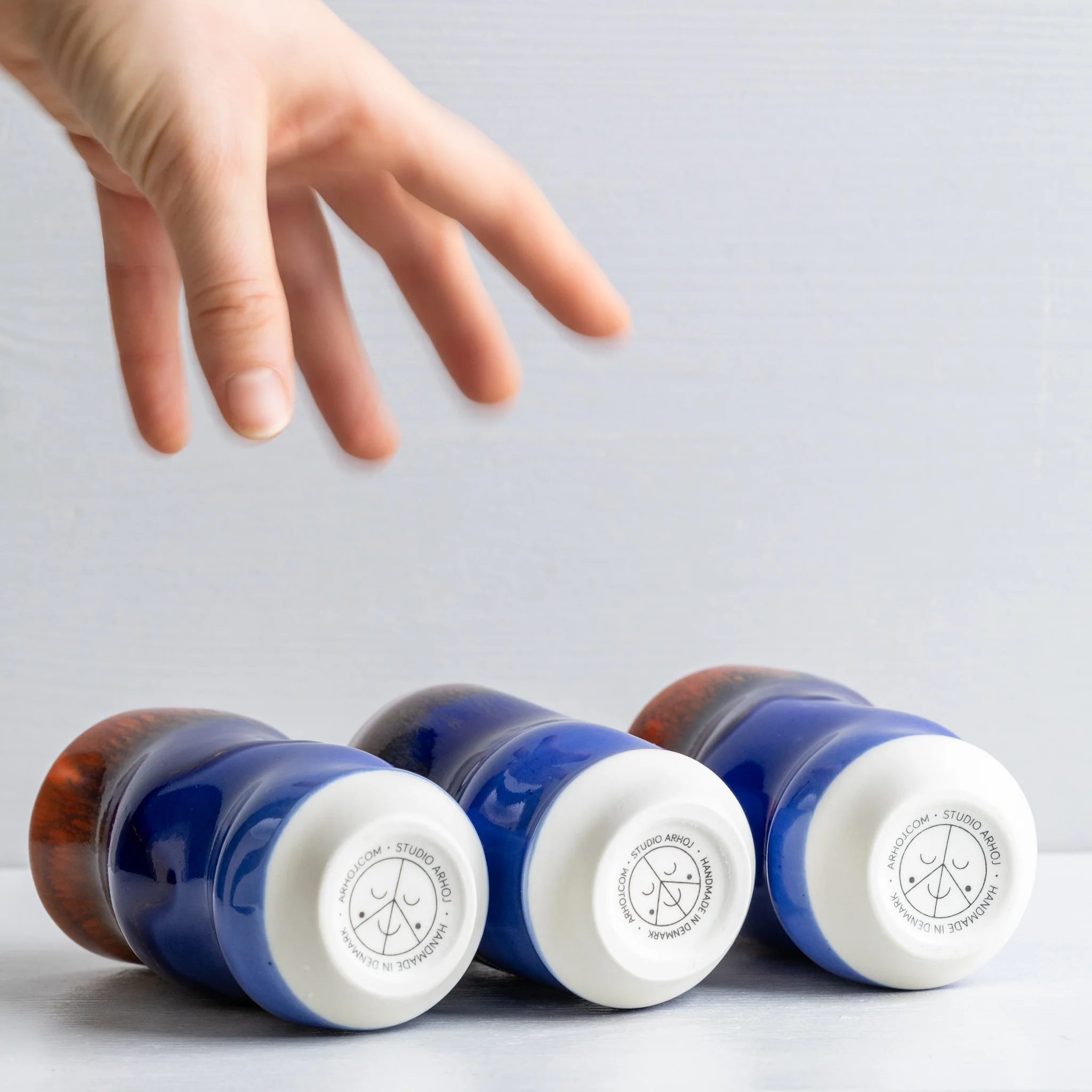 Hana Vase - Small - Image 3